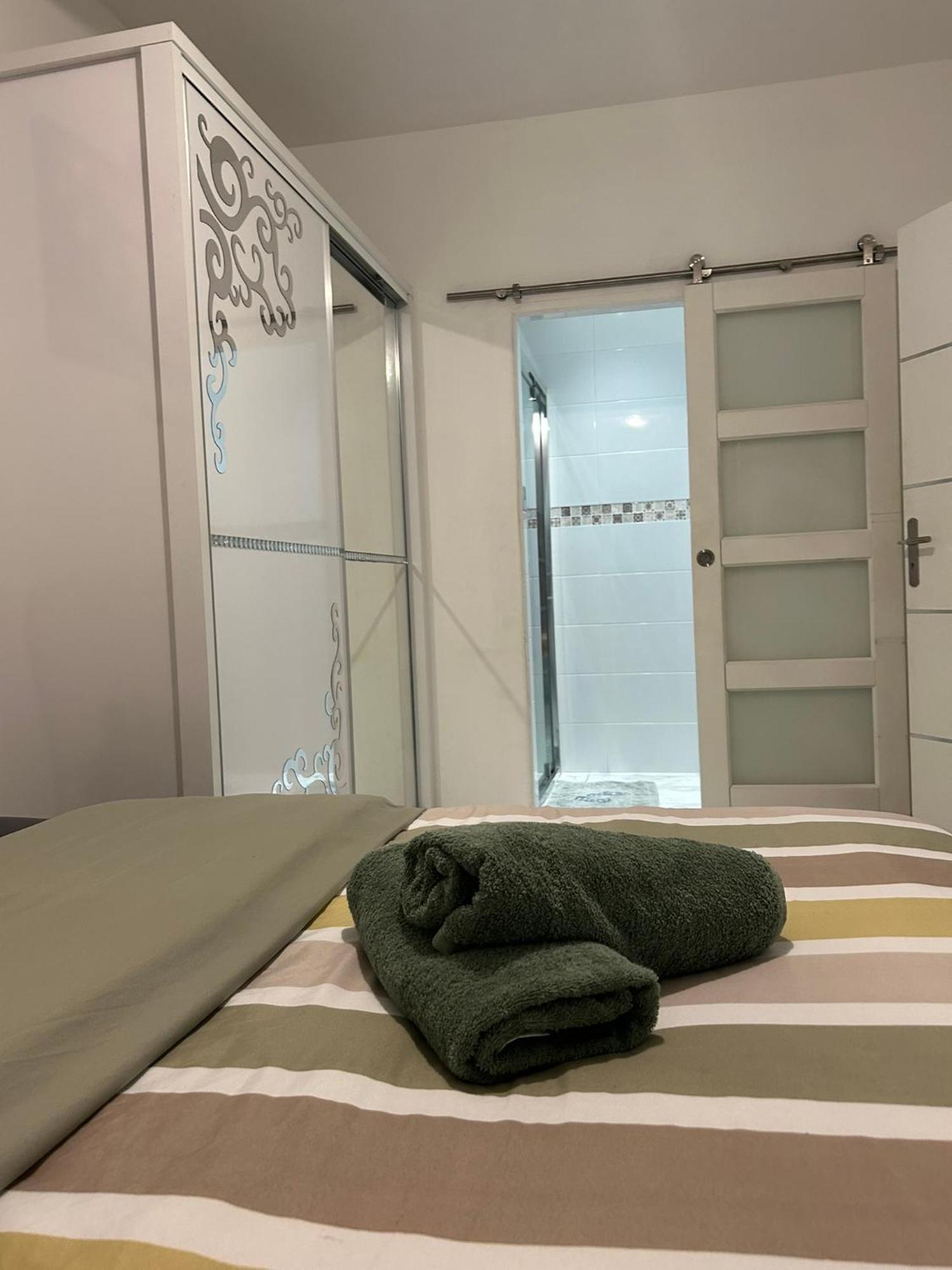 Cébazat Maison Entiere מראה חיצוני תמונה